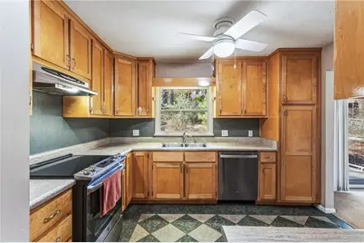 3194 Isoline Way SE, Smyrna, GA 30080 - Photo 3