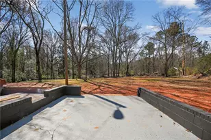 1317 S Lee St, Griffin, GA 30223 - Photo 13