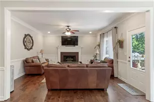 1364 Fallsbrook Way NW, Acworth, GA 30101 - Photo 27