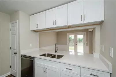 10840 Mortons Crossing, Johns Creek, GA 30022 - Photo 13