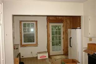 707 Martina Dr NE, Atlanta, GA 30305 - Photo 9