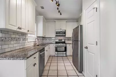 5035 Villas Terrace, Stone Mountain, GA 30088 - Photo 7