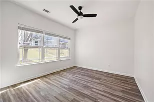 126 Wellbrook Ct NE, Conyers, GA 30012 - Photo 9