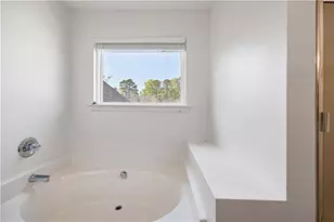 126 Wellbrook Ct NE, Conyers, GA 30012 - Photo 17