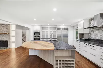 3046 Vinings Ferry Drive SE, Atlanta, GA 30339 - Photo 9