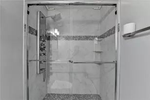 1296 Mandalay Ct SW, Lilburn, GA 30047 - Photo 37