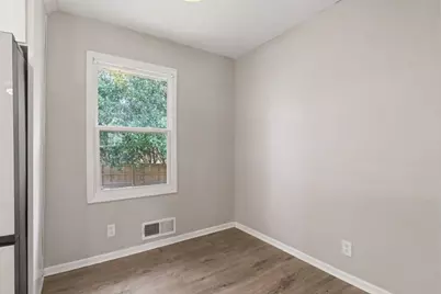 778 Creek View Drive, Lawrenceville, GA 30044 - Photo 15