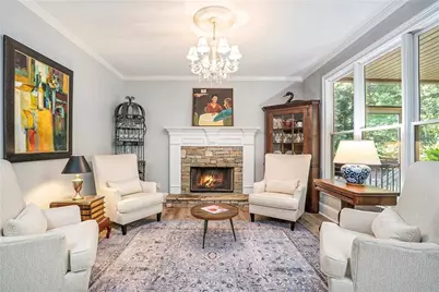 128 Brookfield Court SE, White, GA 30184 - Photo 5