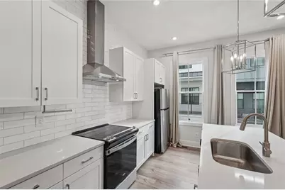 193 Chestnut Circle NE #38, Atlanta, GA 30342 - Photo 3