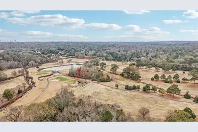 193 Chestnut Circle NE #38, Atlanta, GA 30342 - Photo 55