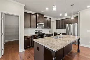 3268 Ivy Crossing Dr, Buford, GA 30519 - Photo 3