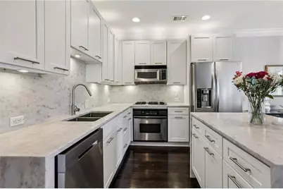 238 Le Gran Bend, Atlanta, GA 30328 - Photo 5