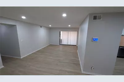 221 Seasons Parkway, Norcross, GA 30093 - Photo 7