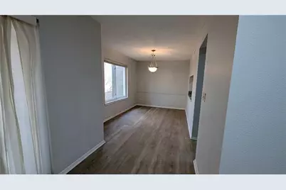 221 Seasons Parkway, Norcross, GA 30093 - Photo 15