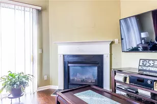 806 Hartstone Ct, Fairburn, GA 30213 - Photo 7