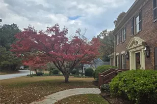 5877 Millstone Run, Stone Mountain, GA 30087 - Photo 5