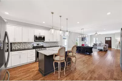 208 Mellrich Avenue NE, Atlanta, GA 30317 - Photo 5