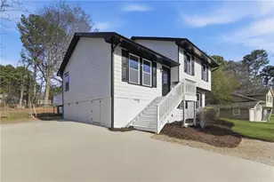 499 Strickland Ct, Lawrenceville, GA 30046 - Photo 3