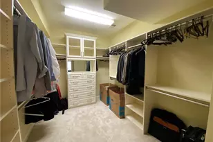 657 Lockton Pl, Atlanta, GA 30342 - Photo 31