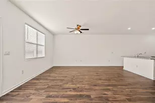 1410 Gray Br Dr, Lawrenceville, GA 30045 - Photo 5