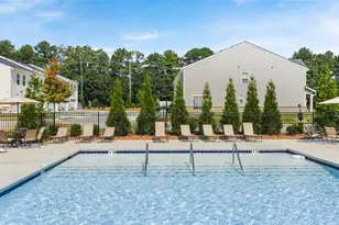 1410 Gray Br Dr, Lawrenceville, GA 30045 - Photo 19