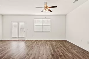 1410 Gray Branch Dr, Lawrenceville, GA 30045 - Photo 5