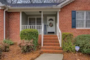4720 Meadowlark Dr SE, Conyers, GA 30094 - Photo 3