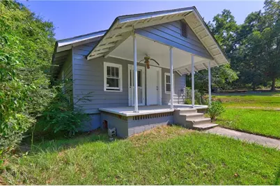 120 Caraker Avenue, Milledgeville, GA 31061 - Photo 1