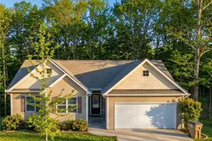 3463 Silver Chase Ct, Gainesville, GA 30507 - Photo 1