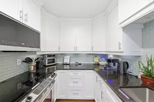 15 Arpege Way NW, Atlanta, GA 30327 - Photo 9