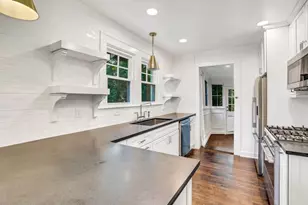 2215 Fairhaven Cir NE, Atlanta, GA 30305 - Photo 9