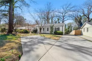 3242 Bagley Dr, Atlanta, GA 30341 - Photo 3