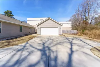 4780 Cantrell Road, Flowery Branch, GA 30542 - Photo 29