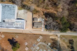 4780 Cantrell Rd, Flowery Branch, GA 30542 - Photo 5