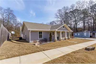 4780 Cantrell Road, Flowery Branch, GA 30542 - Photo 3