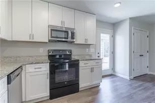 4780 Cantrell Rd, Flowery Branch, GA 30542 - Photo 15