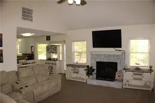 158 Elk Grove Dr, Auburn, GA 30011 - Photo 9