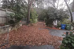 515 Spring Valley Rd NW, Atlanta, GA 30318 - Photo 7