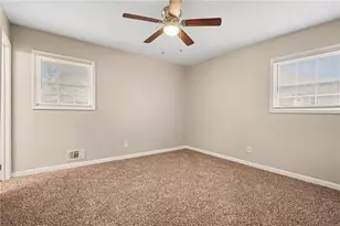 2328 Emerald Lake Ct, Decatur, GA 30035 - Photo 13