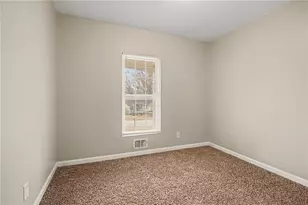 2328 Emerald Lake Ct, Decatur, GA 30035 - Photo 9