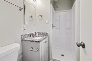 2328 Emerald Lake Ct, Decatur, GA 30035 - Photo 11