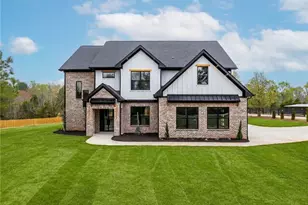 47 Mangum Ln, Pendergrass, GA 30567 - Photo 1