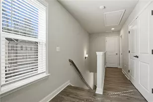 1614 Falcon Crst Wy, Decatur, GA 30032 - Photo 13