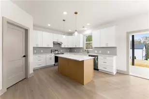 403 Magnolia Ave, Jefferson, GA 30549 - Photo 13