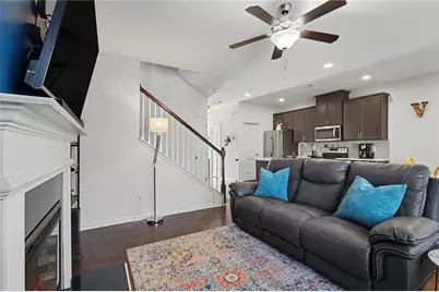 5199 Madeline Place, Stone Mountain, GA 30083 - Photo 5