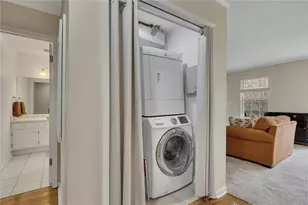 330 Teal Ct, Roswell, GA 30076 - Photo 11