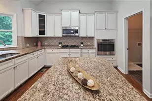 3792 Suwanee Mill Dr, Buford, GA 30518 - Photo 21