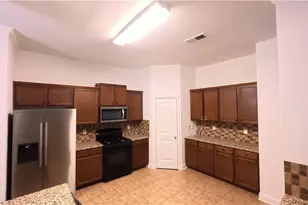 2275 Copper Trail Ln, Buford, GA 30519 - Photo 7