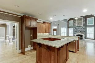 940 Chateau Forest Rd, Hoschton, GA 30548 - Photo 23