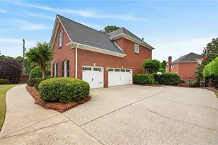 888 Saints Dr, Marietta, GA 30068 - Photo 3